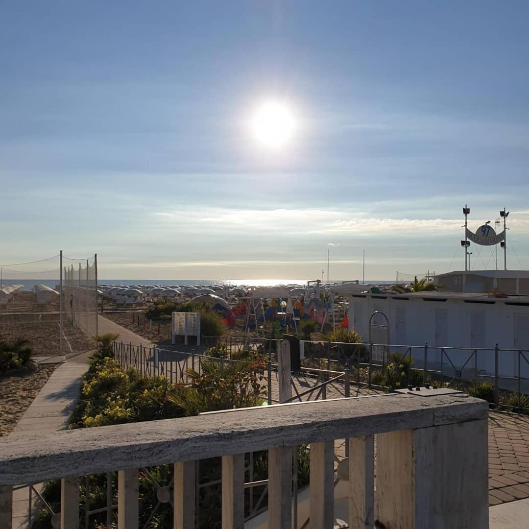 Hotel Villa Del Prato Cucina Romagnola E Possibilita Pacchetto Spiaggia Bellariva Di Rimini 외부 사진